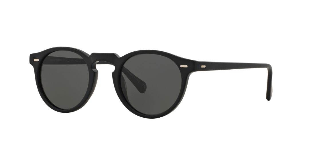 Oliver Peoples Gregory Peck 1962 47mm Polarized Round Folding Sunglasses In Dark Grey Polar