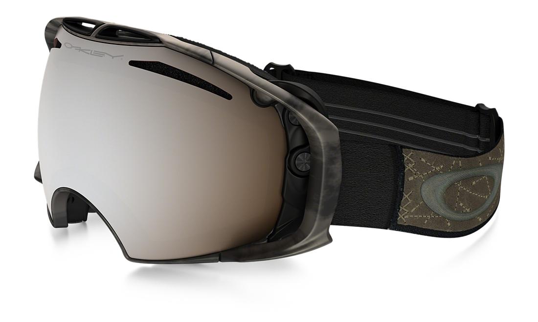 Oakley Unisex  Oo7037 Airbrake® Snow Goggles In Black Iridium