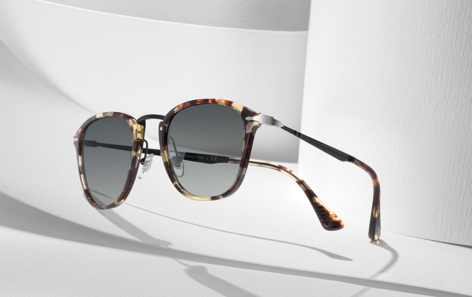 persol calligrapher po3165s