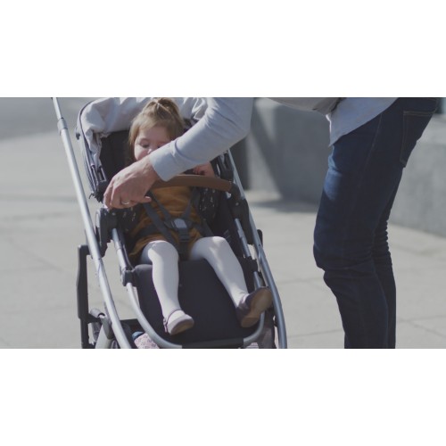 The cruz outlet stroller