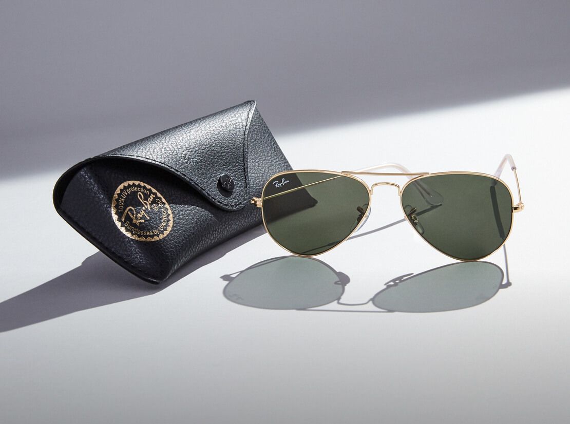 Man and woman with glasses