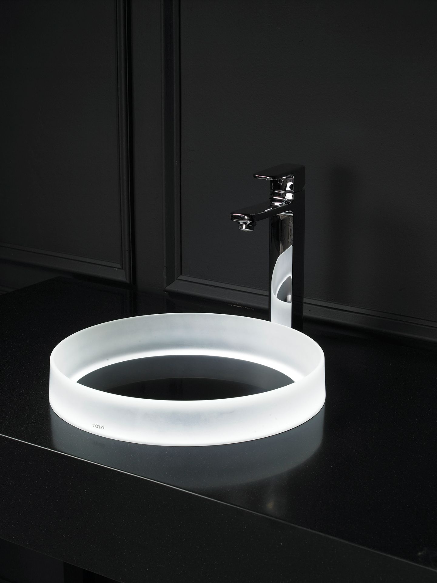 Luminist Lighted Round Vessel Lavatory Totousa Com