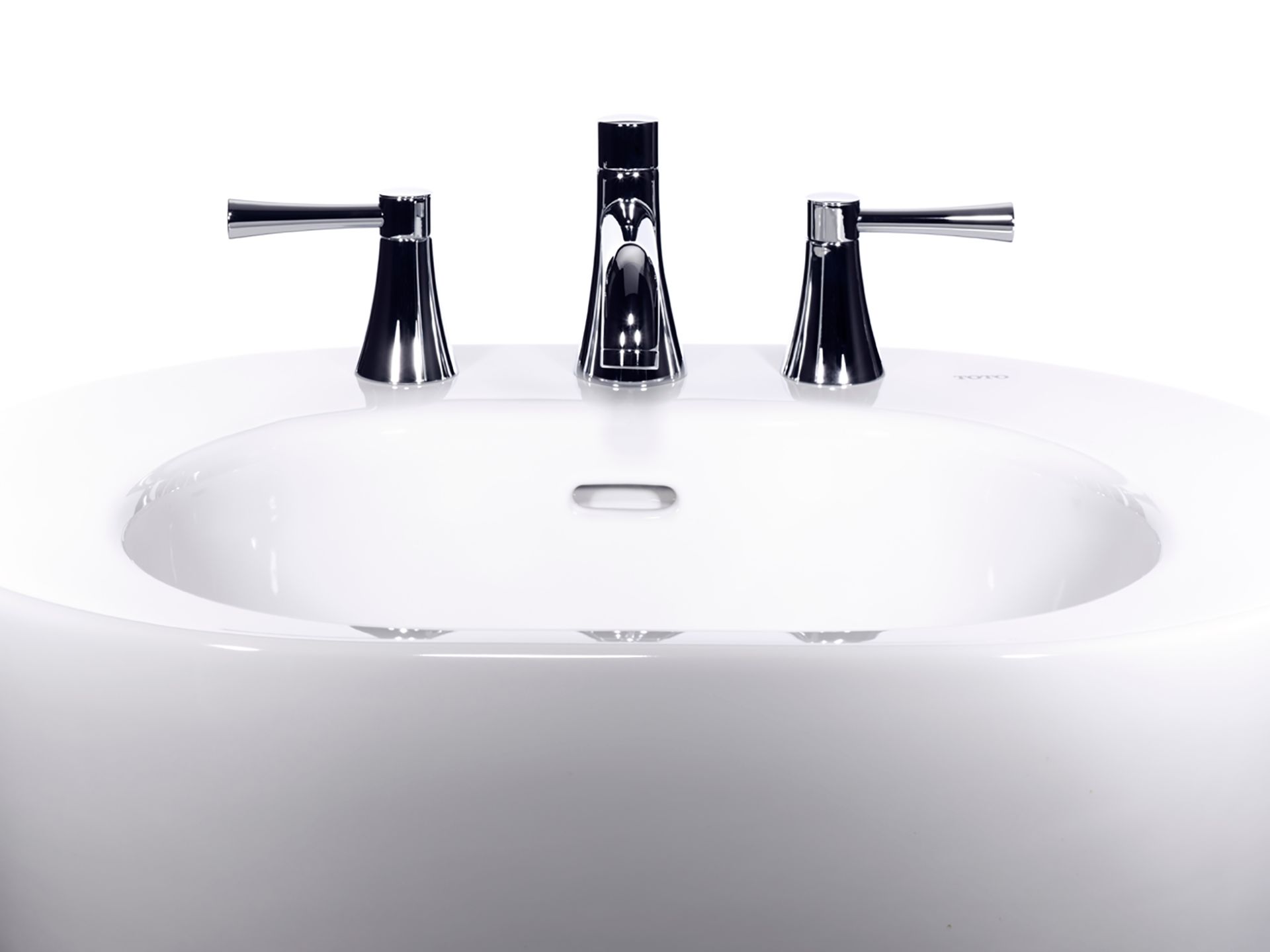 Nexus Widespread Lavatory Faucet, 1.5 GPM